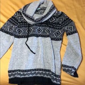 Maurice’s size L hoodie/sweater